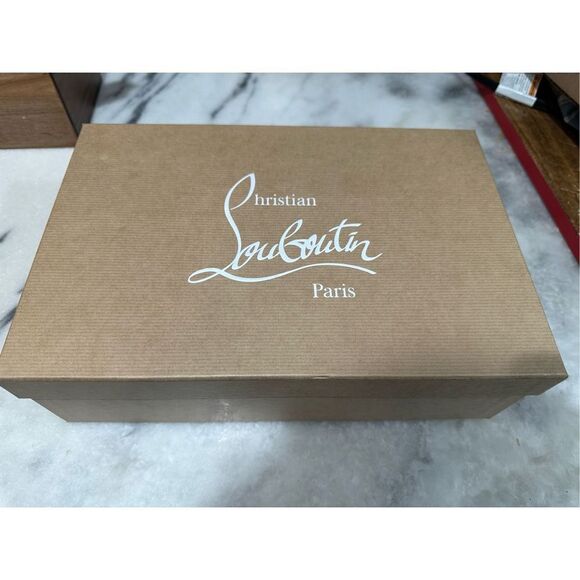 CHRISTIAN LOUBOUTIN HOT CHICK 100 PATENT/LINING - WOMEN 38 - Picture 1 of 16